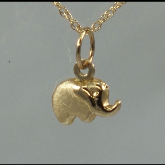 Handmade 14k Solid Gold Elephant Pedant and 14k Solid Gold 18inch chain. - Picture 6 of 8